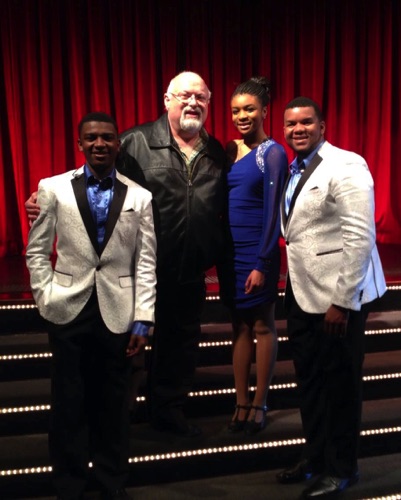 Keith with The Voices of Glory 
from Americas Got Talent
